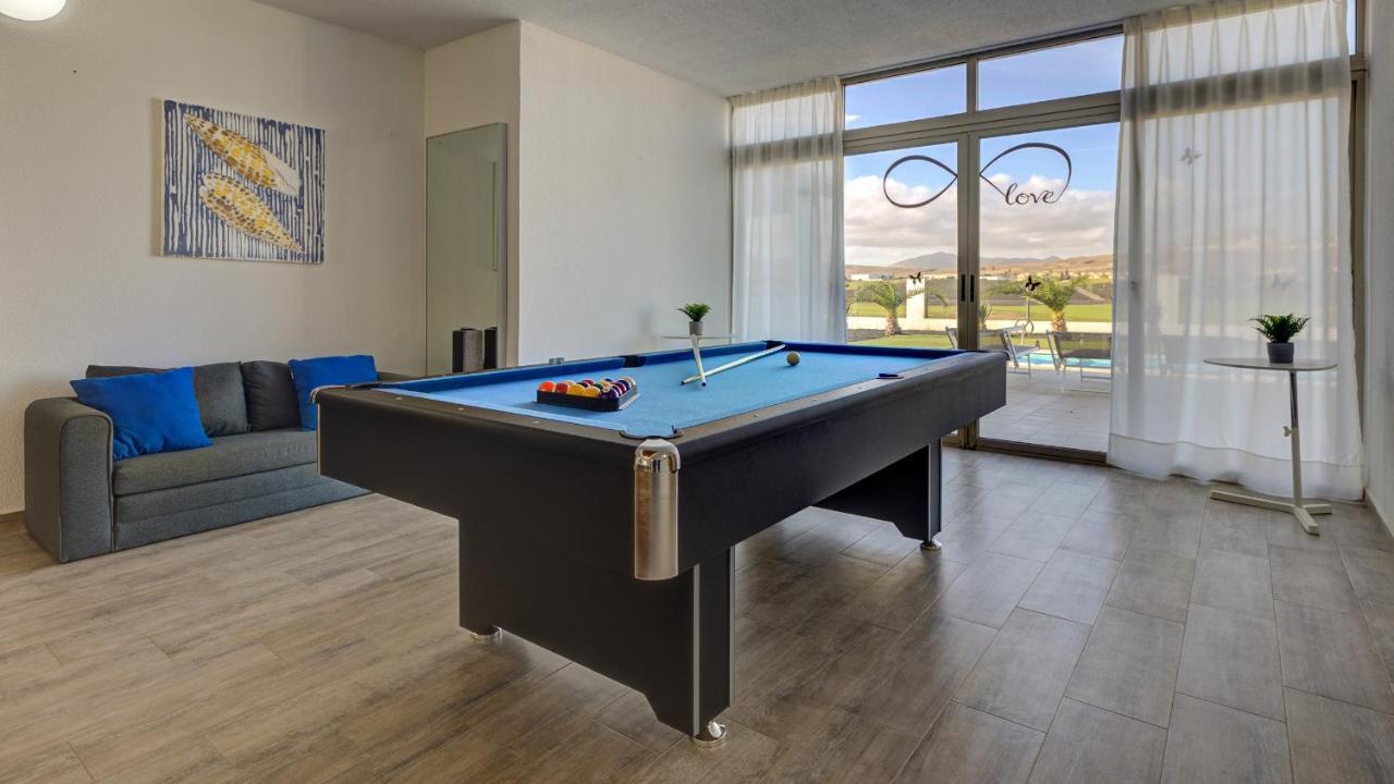 Luxury Villa Cindy カレタ・デ・フステ エクステリア 写真